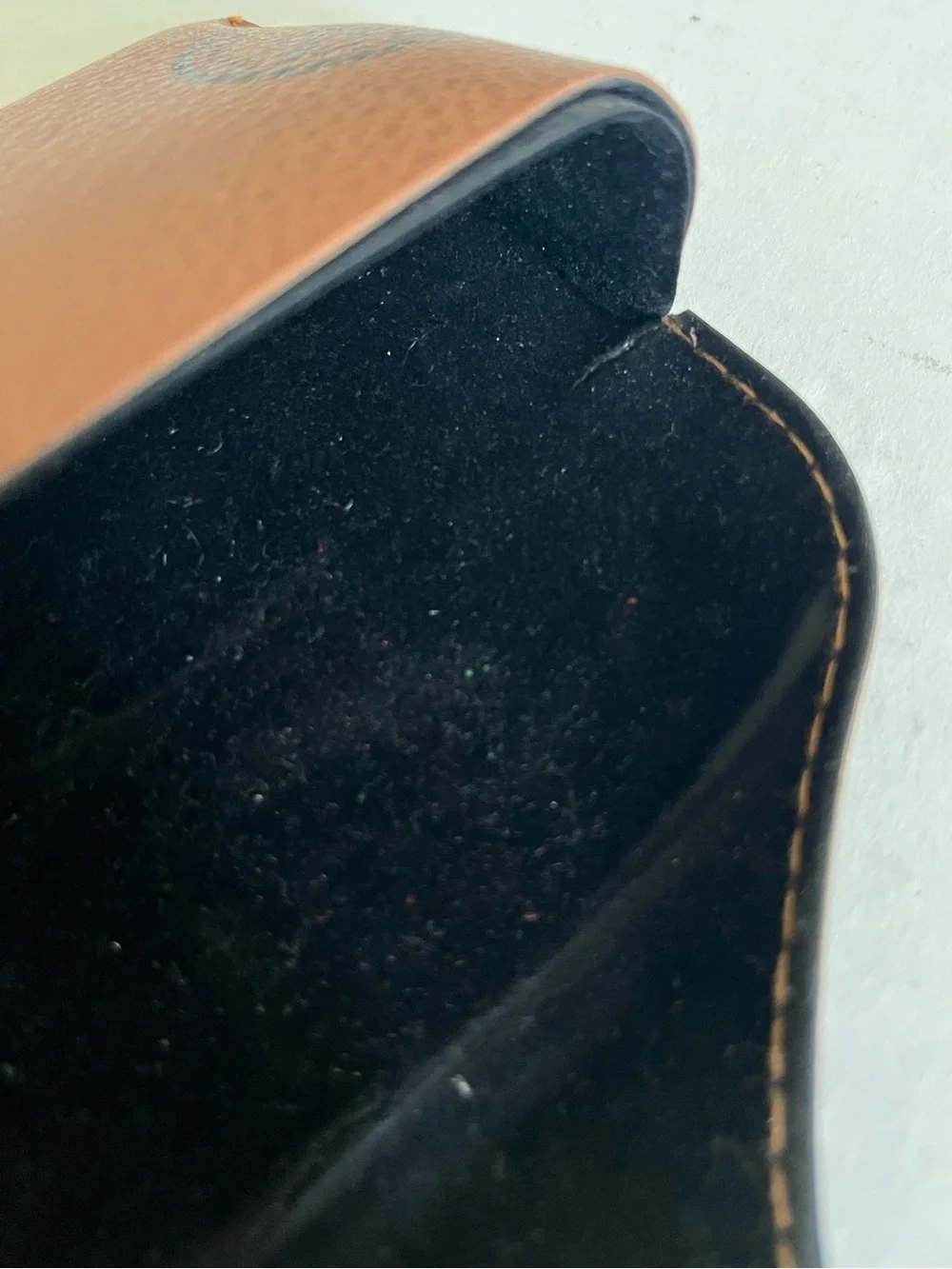 Ray-Ban Brown Textured Hard Sunglass Case